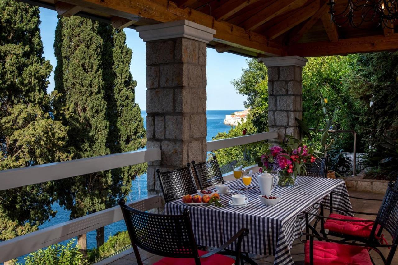 Luxury Beachfront Palace With Private Pool And Jacuzzi By The In * Dubrovnik