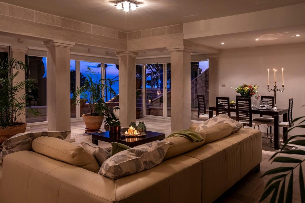 Luxury Beachfront Palace With Private Pool And Jacuzzi By The In Villa Dubrovnik