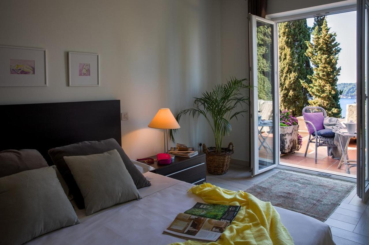 Luxury Beachfront Palace With Private Pool And Jacuzzi By The In Villa Dubrovnik