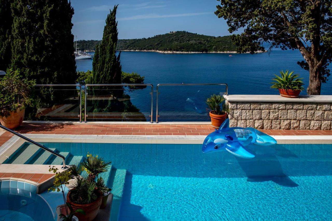 Luxury Beachfront Palace With Private Pool And Jacuzzi By The In Dubrovnik