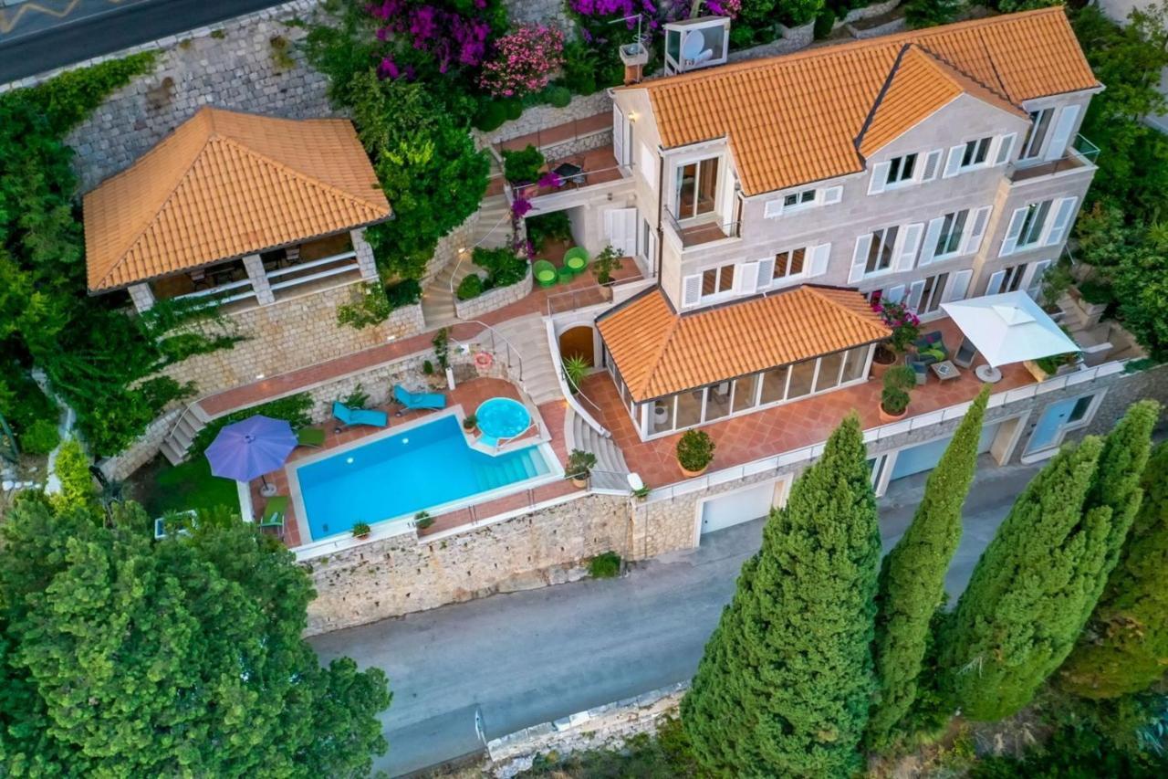 Villa Luxury Beachfront Palace With Private Pool And Jacuzzi By The In Dubrovnik